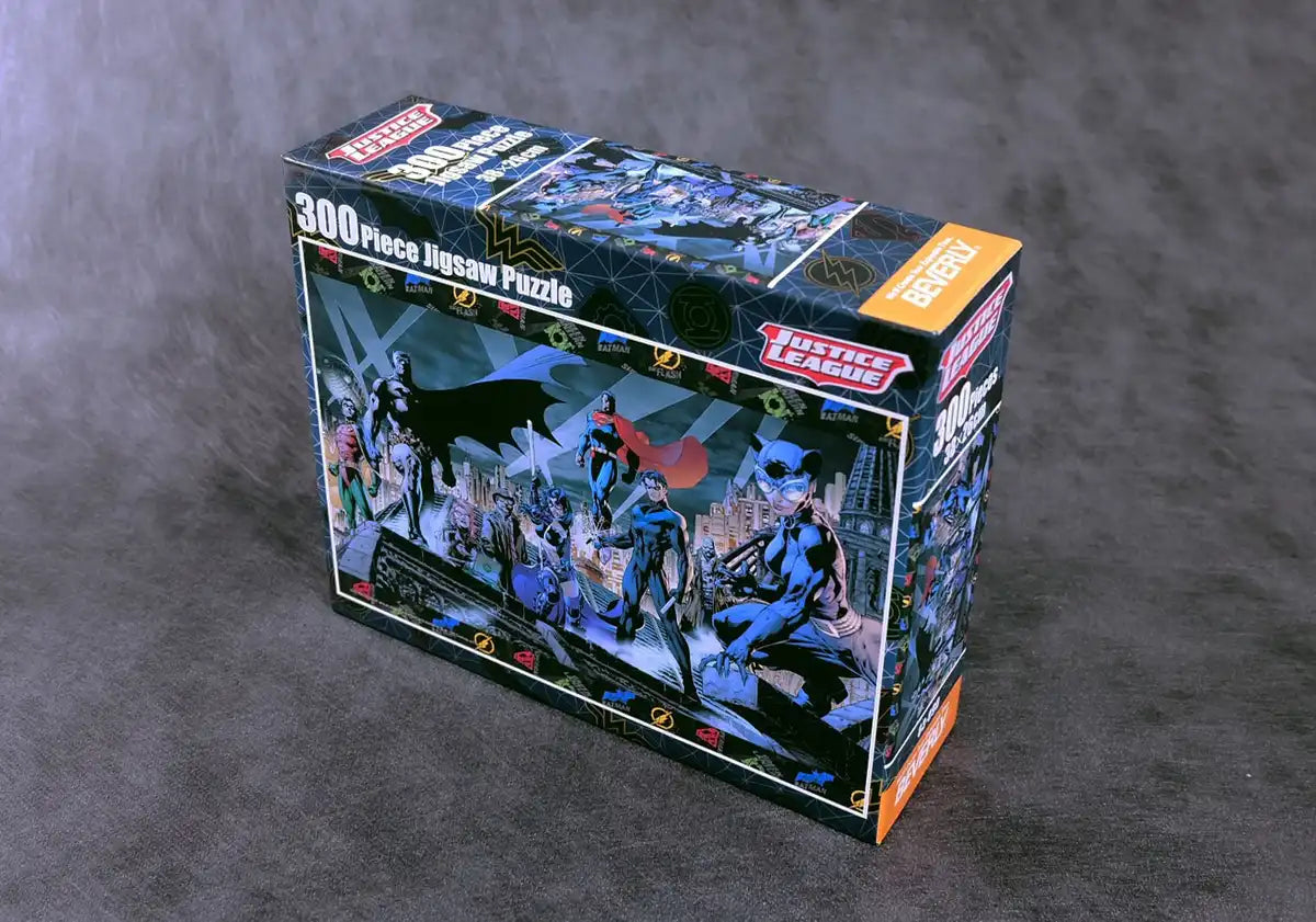 Beverly Jigsaw Puzzle 83-090 Justice League 300B (300 Pieces) Superhero Puzzles- Japan Figure Store - #1 Bring To You The Best Japanese Goods