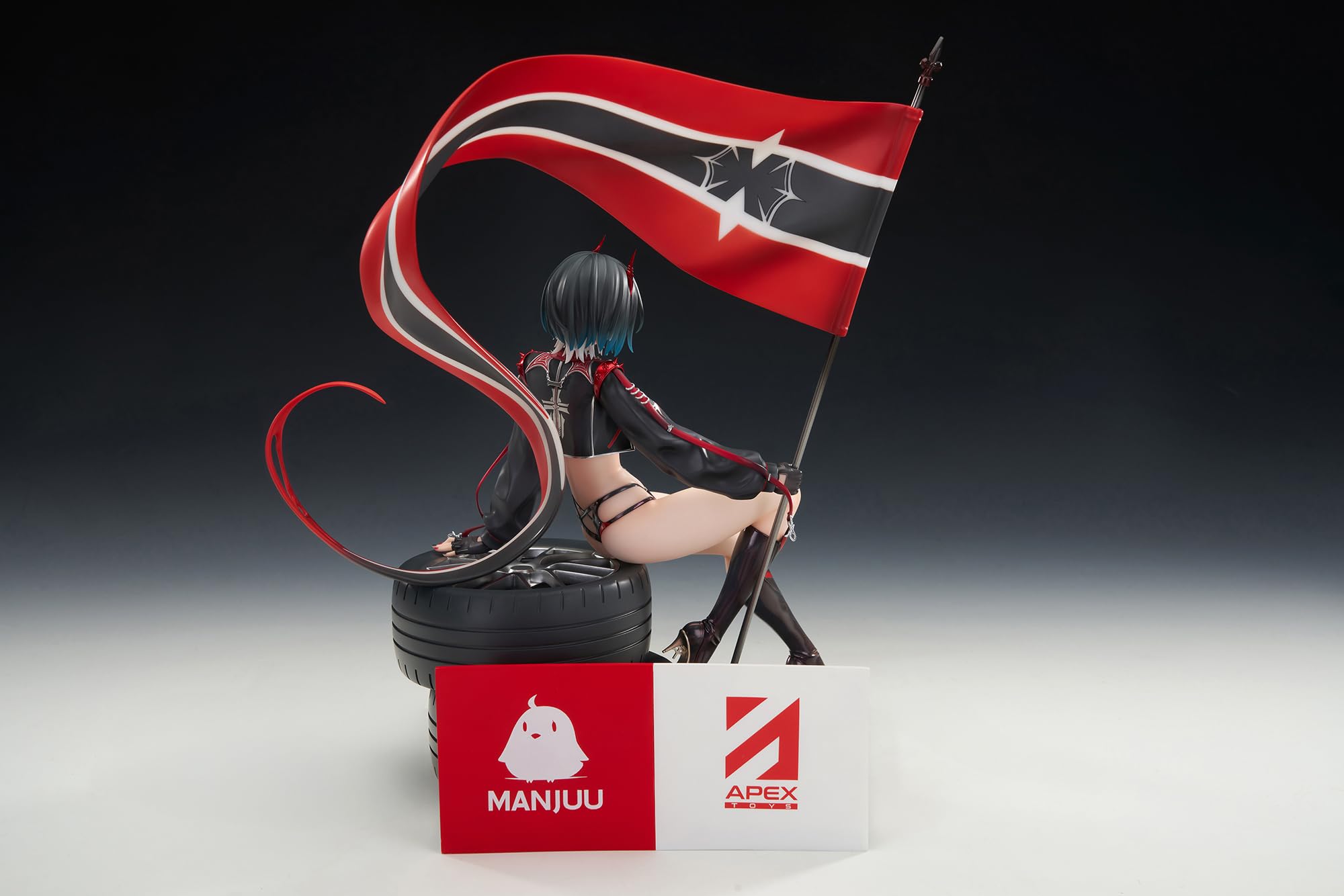 Apex Azur Lane Ulrich Von Hutten Solitary Ignition 1/7 Scale Figure