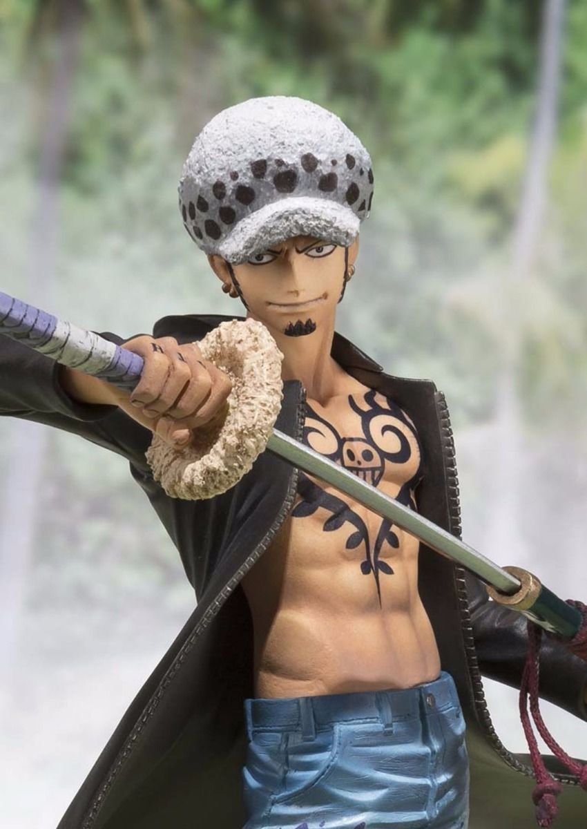Figuarts Zero One Piece Trafalgar Law Dress Rosa Ver Pvc Figure Bandai Japan- Japan Figure Store - #1 Bring To You The Best Japanese Goods