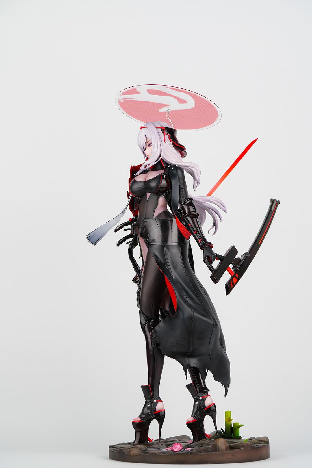 Hobby Sakura Goddess of Victory Nikke Guren 1/4 Scale PVC Figure Black Shadow
