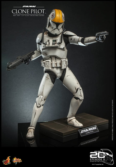 Hot Toys Star Wars Attack of the Clones Clone Pilot 1/6 Scale Figure 30cm