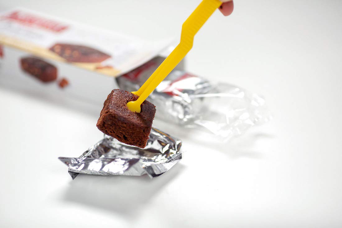 Skater Cherry White Candy Tongs 18.5cm Clean Hand Serving - Model KTG1-A- Japan Figure Store - #1 Bring To You The Best Japanese Goods