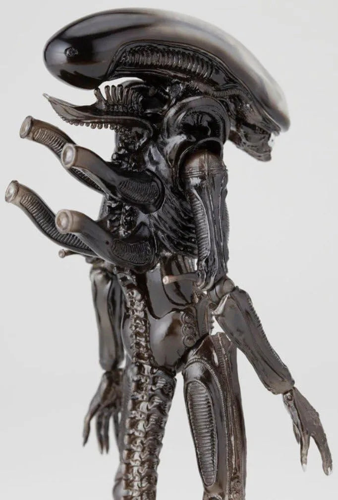 Kaiyodo Revoltech Series No 001 Alien Action Figure Collectible Toy