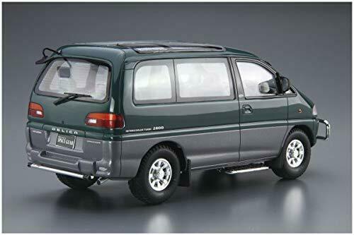 Aoshima 1/24 Scale Mitsubishi Pe8w Delica Space Gear 1996 Plastic Model Kit