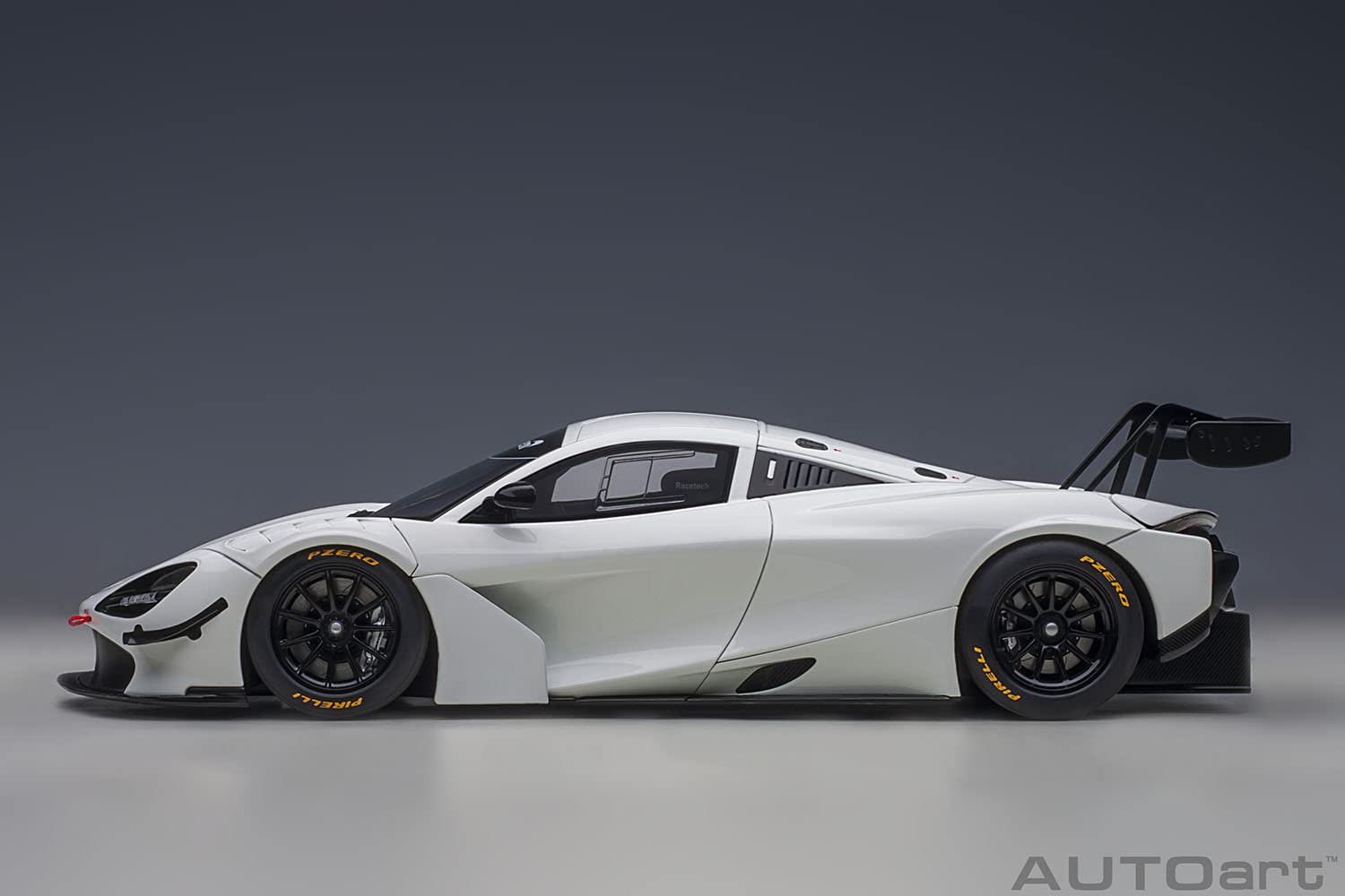 Autoart 1/18 McLaren 720S GT3 81940 White- Japan Figure Store - #1 Bring To You The Best Japanese Goods