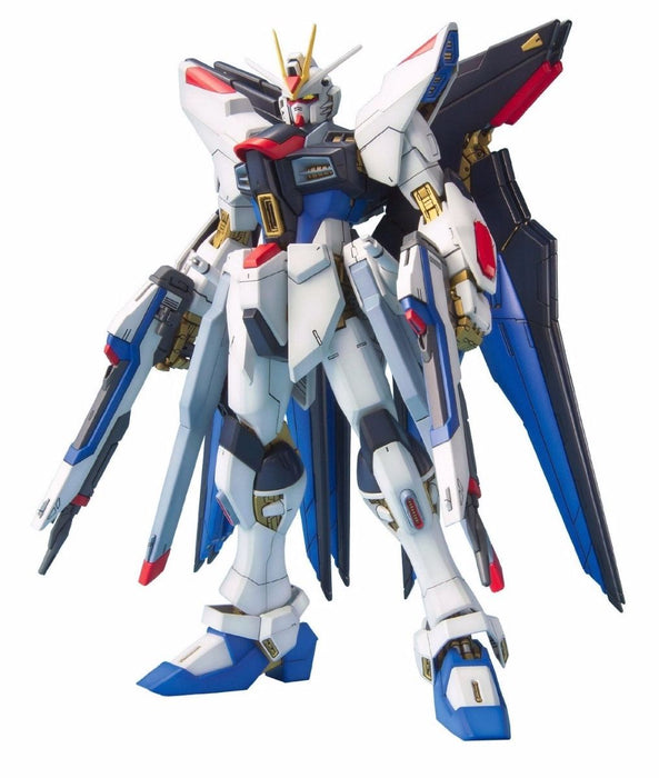 Bandai Mg 1/100 Zgmf-x20a Strike Freedom Gundam Plastic Model Kit Gundam Seed- Japan Figure Store - #1 Bring To You The Best Japanese Goods