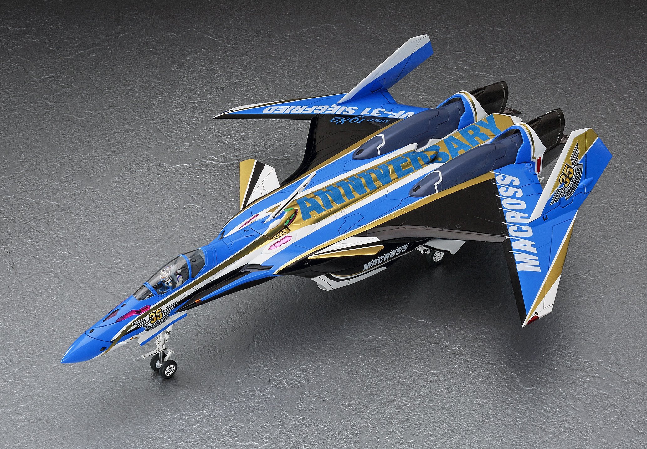 HASEGAWA Macross 65842 Vf-31J Siegfried 'Macross 35Th Anniversary Painted' 1/72 Scale Kit- Japan Figure Store - #1 Bring To You The Best Japanese Goods