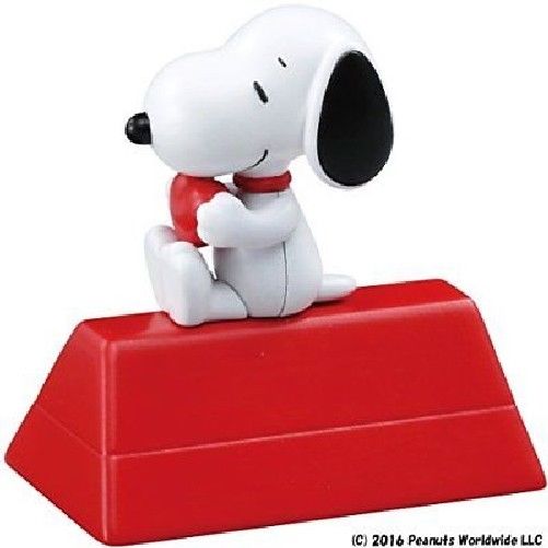 Metal Figure Collection Metacolle Peanuts Snoopy Heart Figure Takara Tomy- Japan Figure Store - #1 Bring To You The Best Japanese Goods
