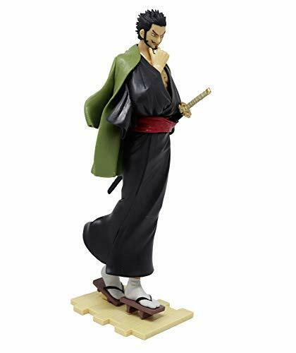 One Piece Treasure Cruise World Journey Vol.3 Dracule Mihawk Figure- Japan Figure Store - #1 Bring To You The Best Japanese Goods