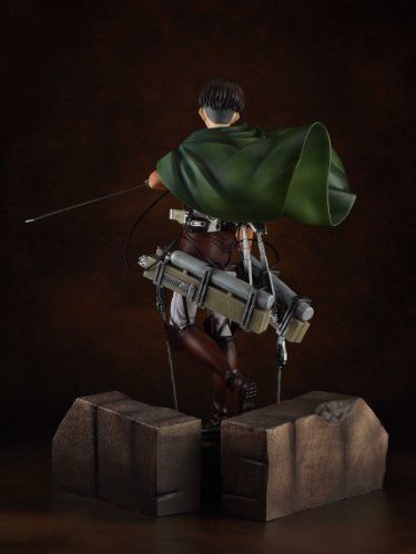 Pulchra Attack On Titan Levi 1/7 Scale Figure- Japan Figure Store - #1 Bring To You The Best Japanese Goods
