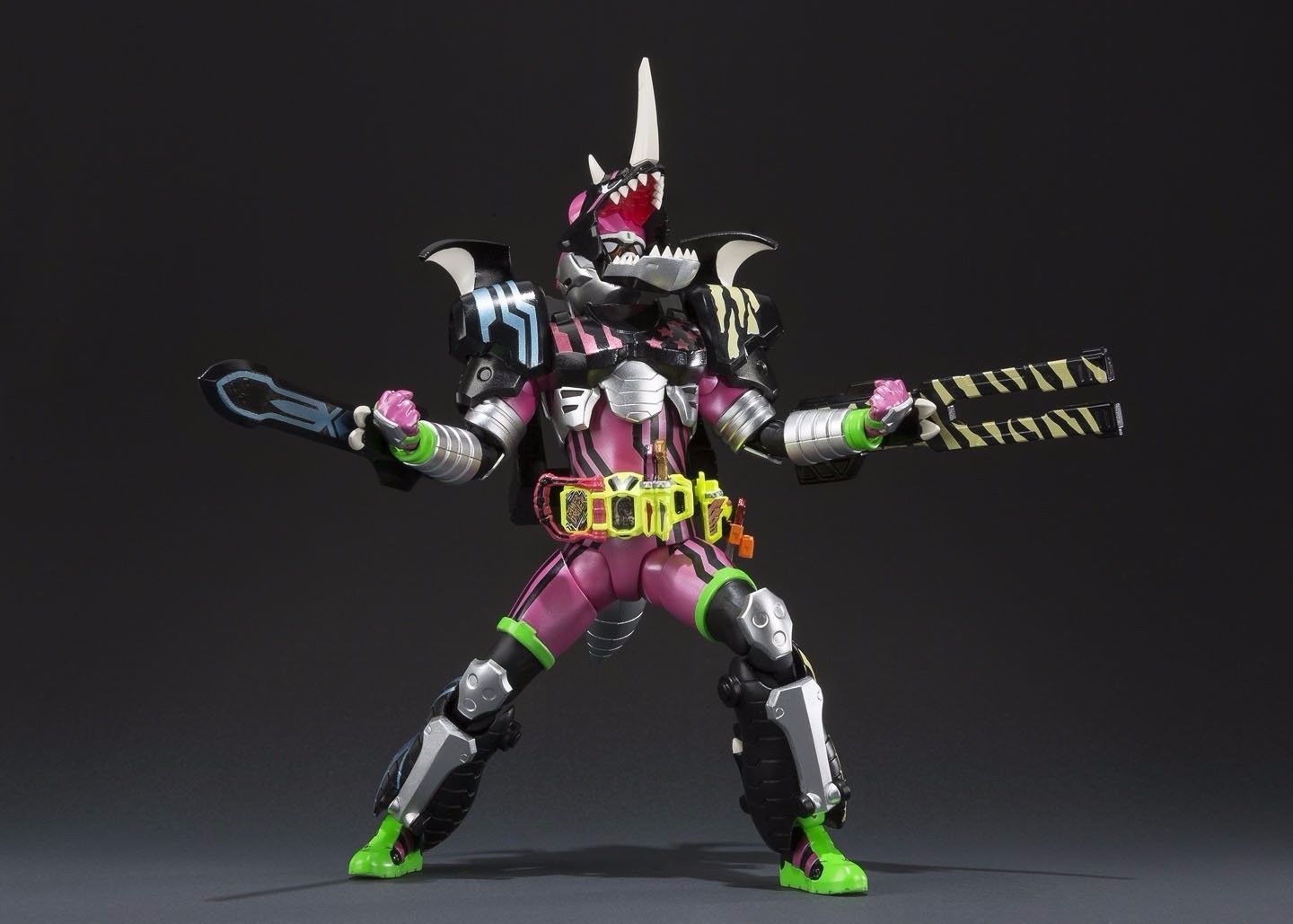 S.h.figuarts Masked Kamen Rider Ex-aid Hunter Action Gamer Level 5 Figure Bandai- Japan Figure Store - #1 Bring To You The Best Japanese Goods