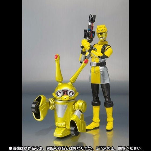 S.h.figuarts Tokumei Sentai Go Busters Yellow Buster & Usada Lettuce Bandai- Japan Figure Store - #1 Bring To You The Best Japanese Goods