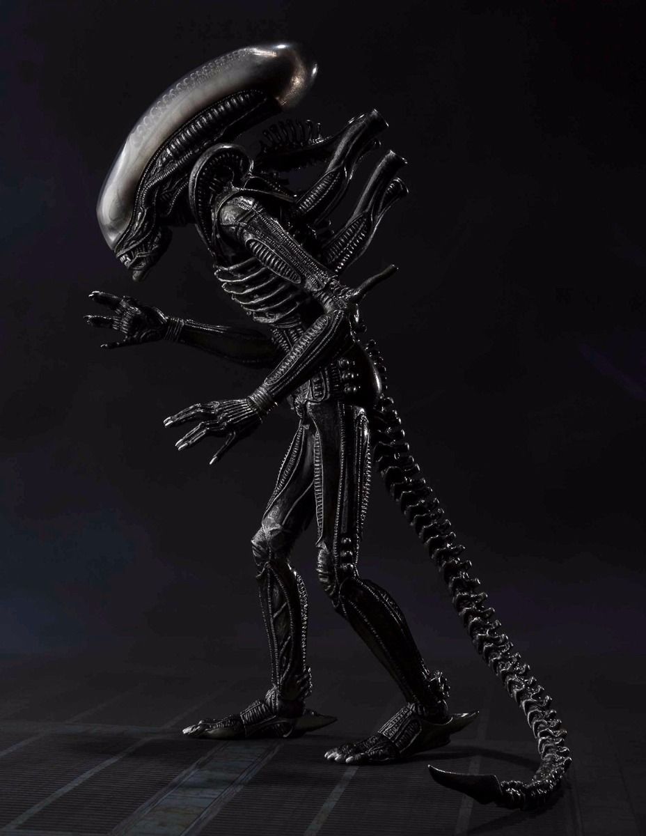 S.h.monsterarts Alien Big Chap Action Figure Bandai Tamashii Nations- Japan Figure Store - #1 Bring To You The Best Japanese Goods