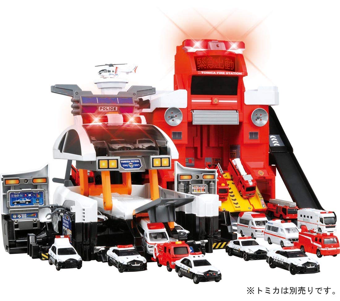 Takara Tomy Tomica World Transform Into Big ! Big Patrol Car Japanese Pvc Police Cars- Japan Figure Store - #1 Bring To You The Best Japanese Goods