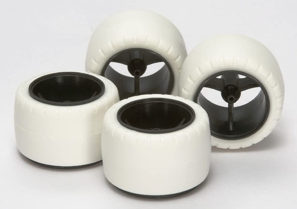 TAMIYA 15415 Mini 4Wd Small Dia. Carbon Wheels & White Arched Tires- Japan Figure Store - #1 Bring To You The Best Japanese Goods