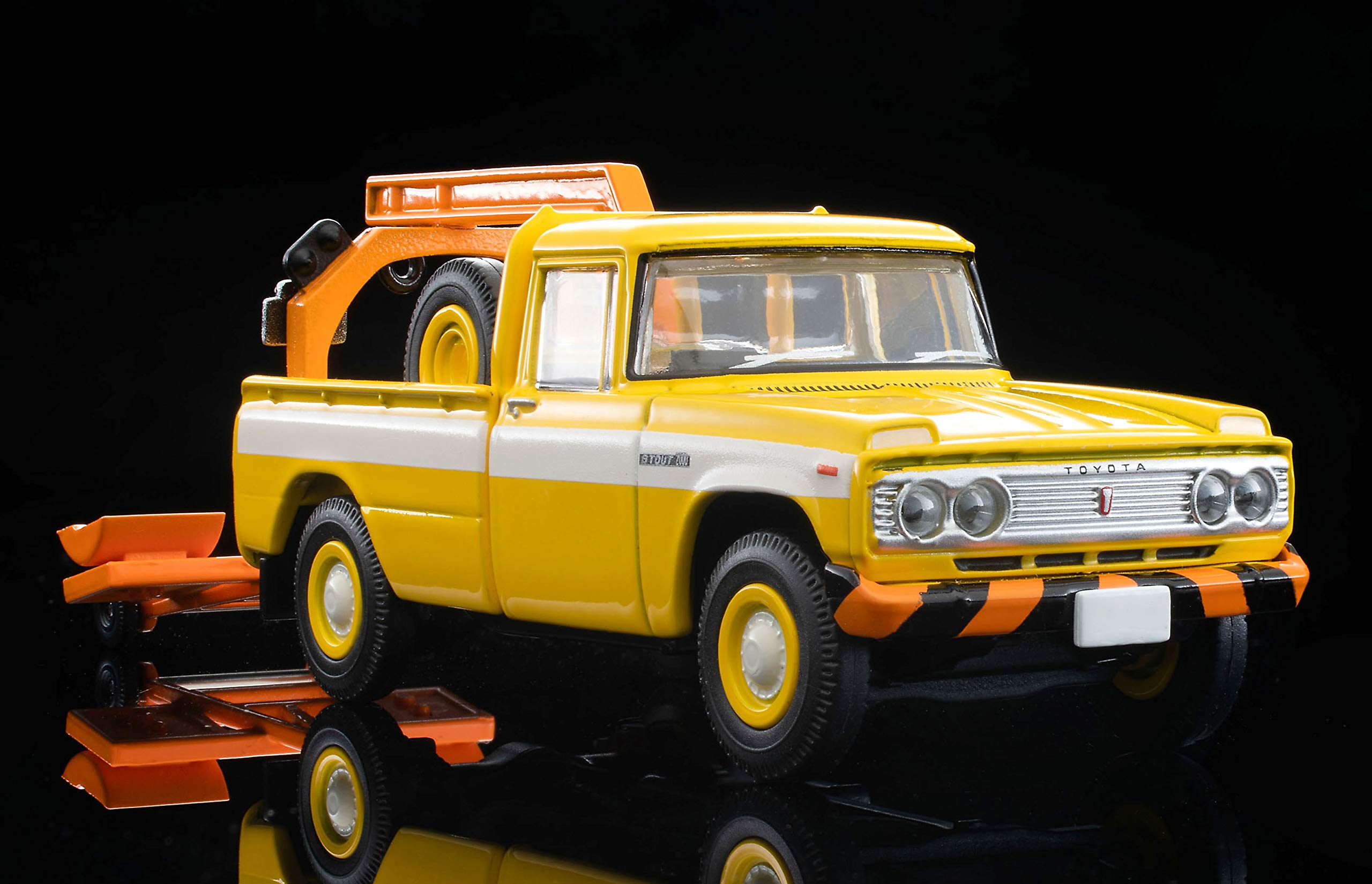 Tomytec Tomica Limited Vintage Toyota Stout Wrecker 1/64 Yellow 311966 Model- Japan Figure Store - #1 Bring To You The Best Japanese Goods