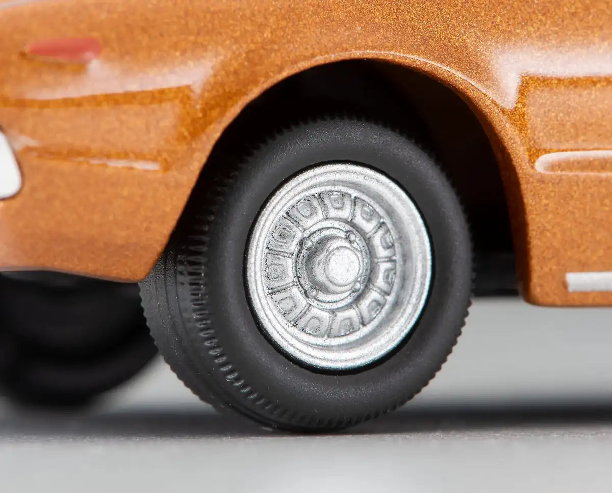 Tomytec Tomica Limited Vintage Neo Nissan Skyline 2000Gt-El Lv-N Finished Product- Japan Figure Store - #1 Bring To You The Best Japanese Goods