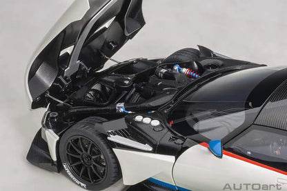 Autoart 1:18 Aston Martin Vulcan White/Blue/Red- Japan Figure Store - #1 Bring To You The Best Japanese Goods