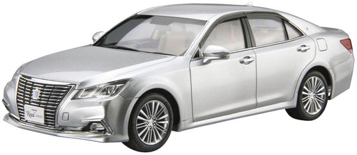 Aoshima 1/24 Toyota Crown Royal Saloon G 2015 Model- Japan Figure Store - #1 Bring To You The Best Japanese Goods
