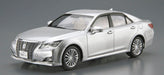 Aoshima 1/24 Toyota Crown Royal Saloon G 2015 Model- Japan Figure Store - #1 Bring To You The Best Japanese Goods