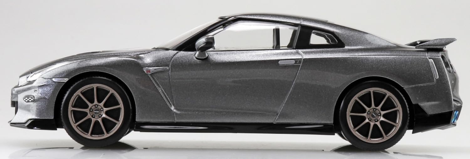 Aoshima Rakupla 1/32 Nissan GT-R 2024 Model Kit