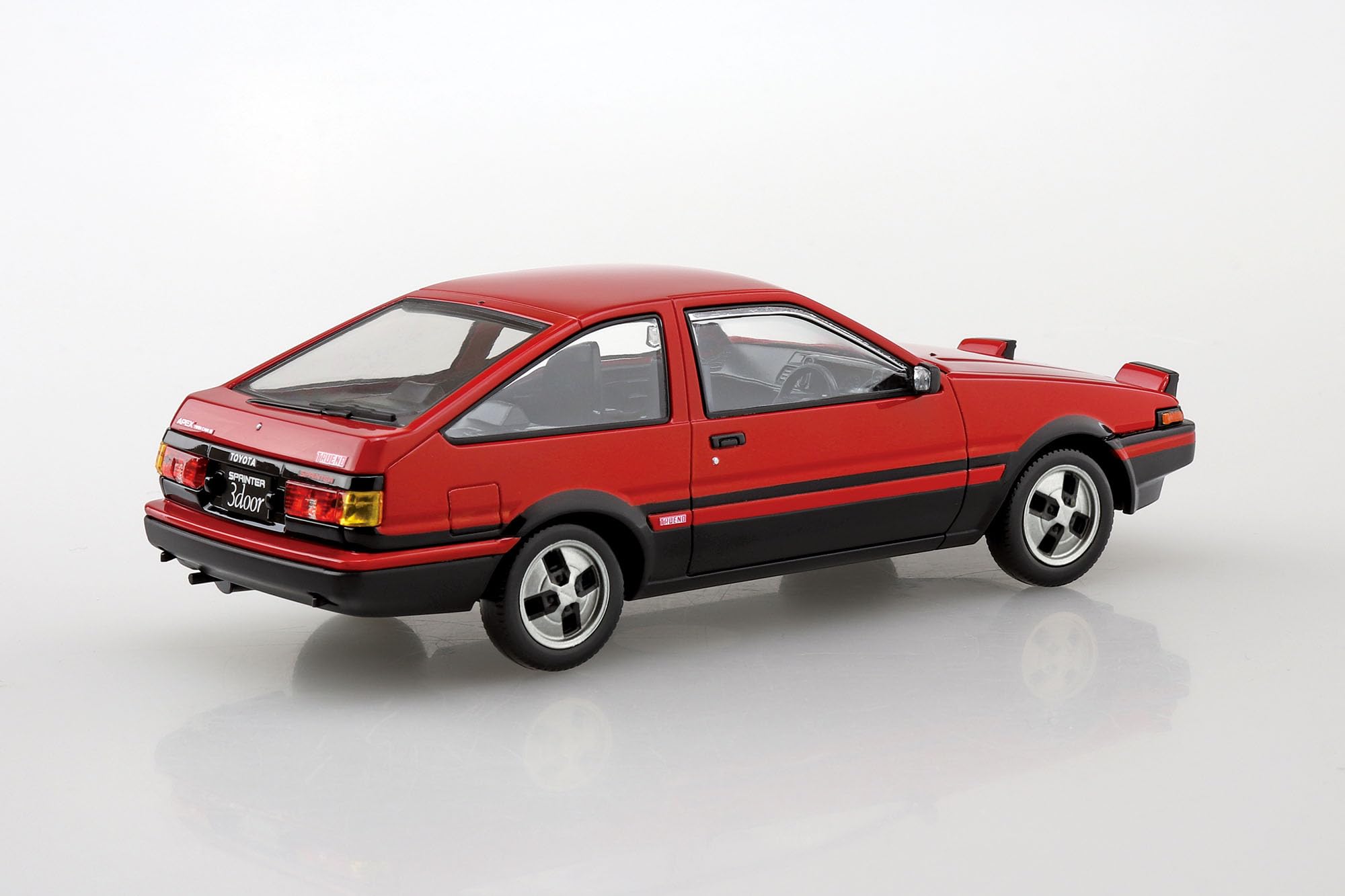 Aoshima Toyota Sprinter Trueno Model - Pre-Colored Snap Kit 1/32