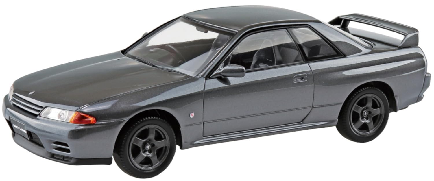 Aoshima 1/32 Nissan R32 GT-R Gun Gray Model Kit Pre-Colored
