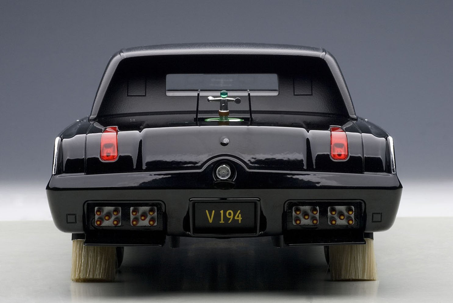 Autoart 1/18 Black Beauty Green Hornet TV Series Diecast Model Car- Japan Figure Store - #1 Bring To You The Best Japanese Goods