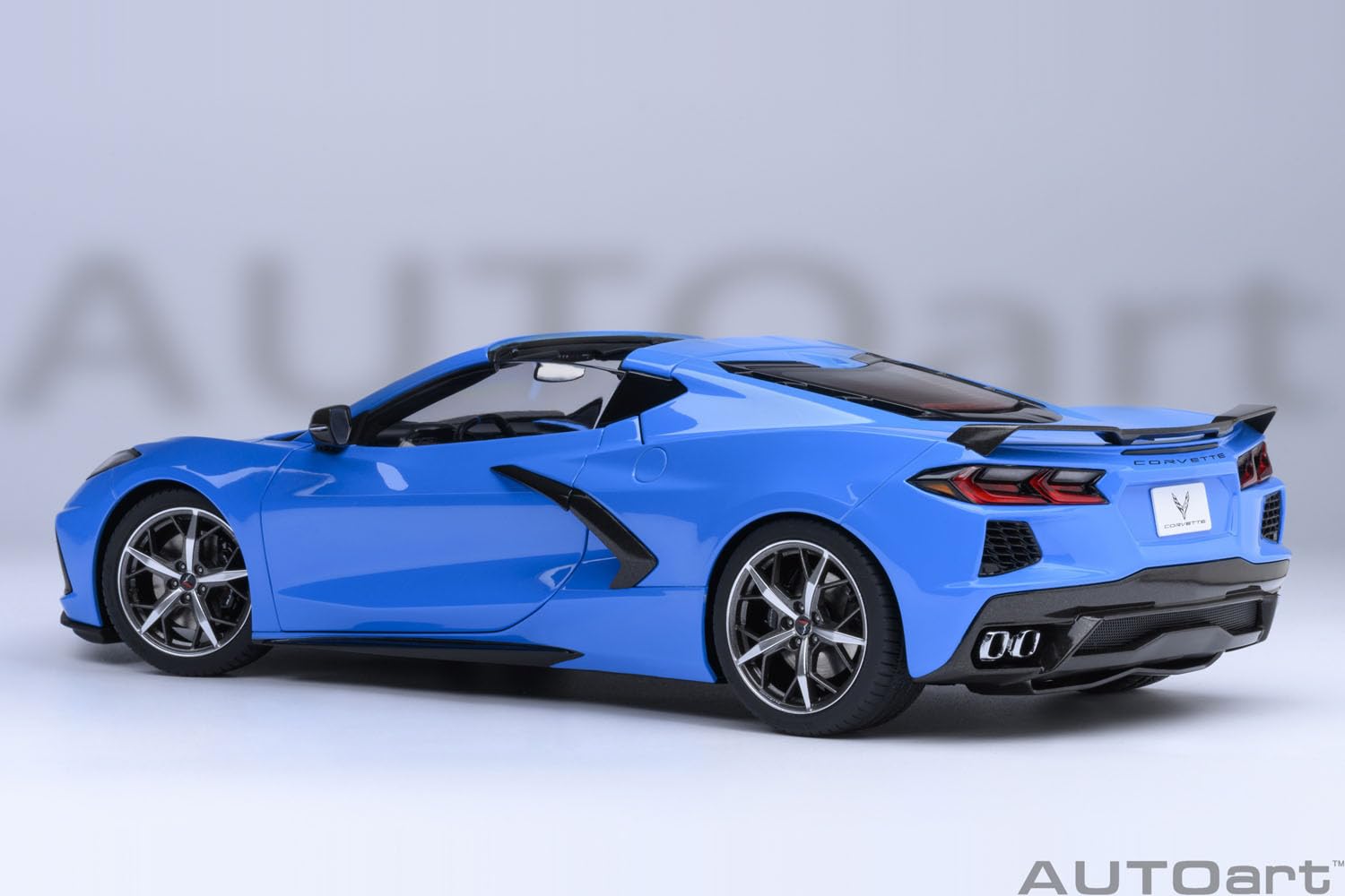 Autoart 1/18 Chevrolet Corvette C8 Stingray Z51 Blue Model Car