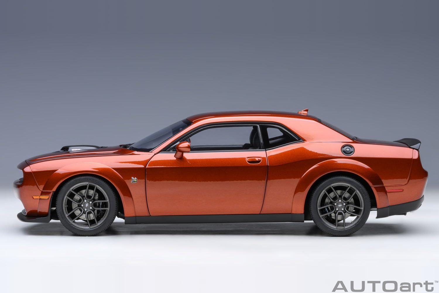 Autoart 1/18 Dodge Challenger R/T Scat Pack Widebody 2022 Metallic Orange- Japan Figure Store - #1 Bring To You The Best Japanese Goods