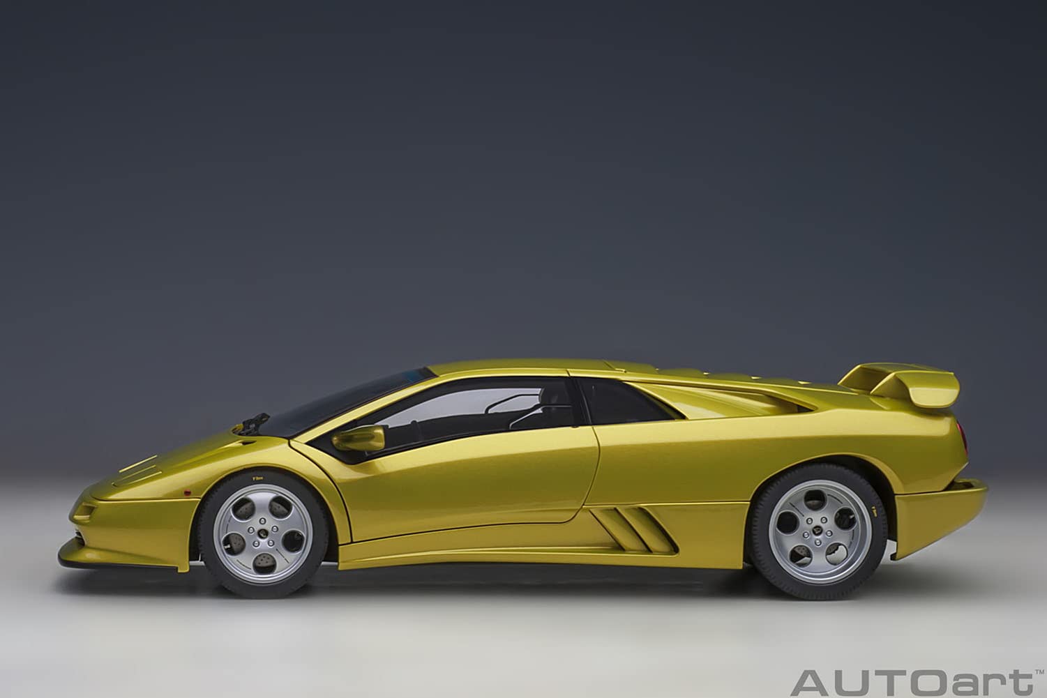 Autoart 1/18 Lamborghini Diablo Se30 Metallic Yellow Model 79157- Japan Figure Store - #1 Bring To You The Best Japanese Goods