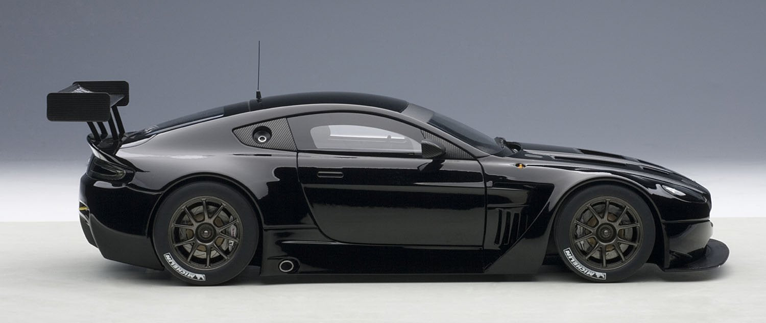 Autoart 1/18 Composite Model Aston Martin V12 Vantage GT3 2013 Black- Japan Figure Store - #1 Bring To You The Best Japanese Goods