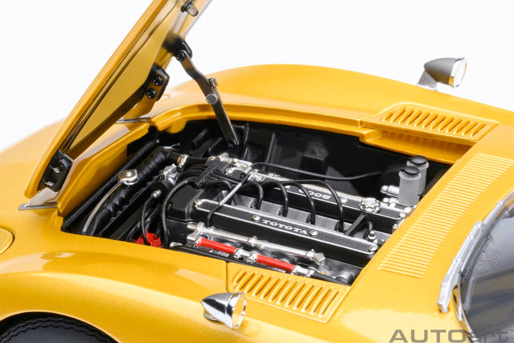 Autoart Toyota 2000GT 1967, modèle miniature en métal doré, 79549, voiture de collection.