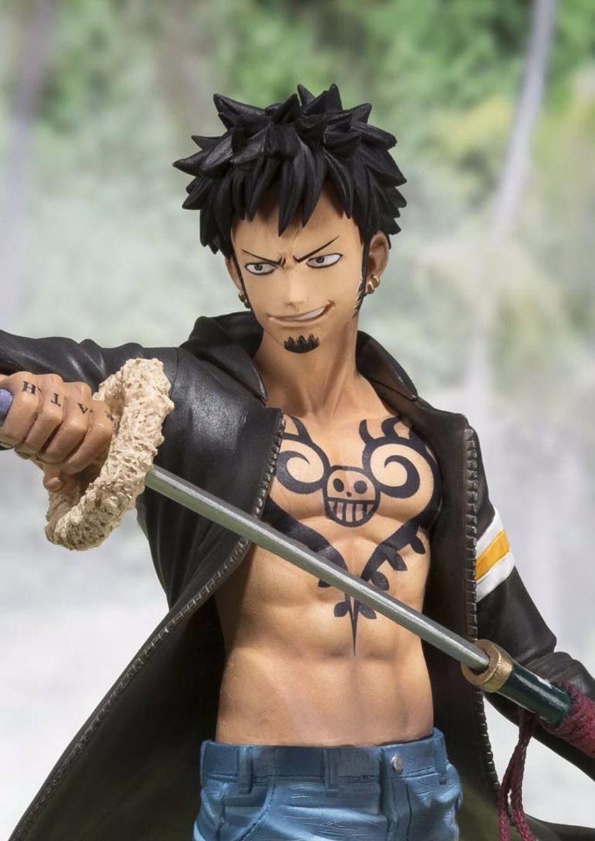 Figuarts Zero One Piece Trafalgar Law Dress Rosa Ver Pvc Figure Bandai Japan- Japan Figure Store - #1 Bring To You The Best Japanese Goods