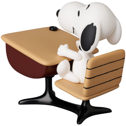 Medicom Toy UDF No.844 Peanuts Series Snoopy with Desk 85mm Figure
