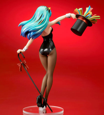 Figurine Quesq Lum Bunny Girl 1/7ème échelle en PVC pré-peint, tirée de Urusei Yatsura.