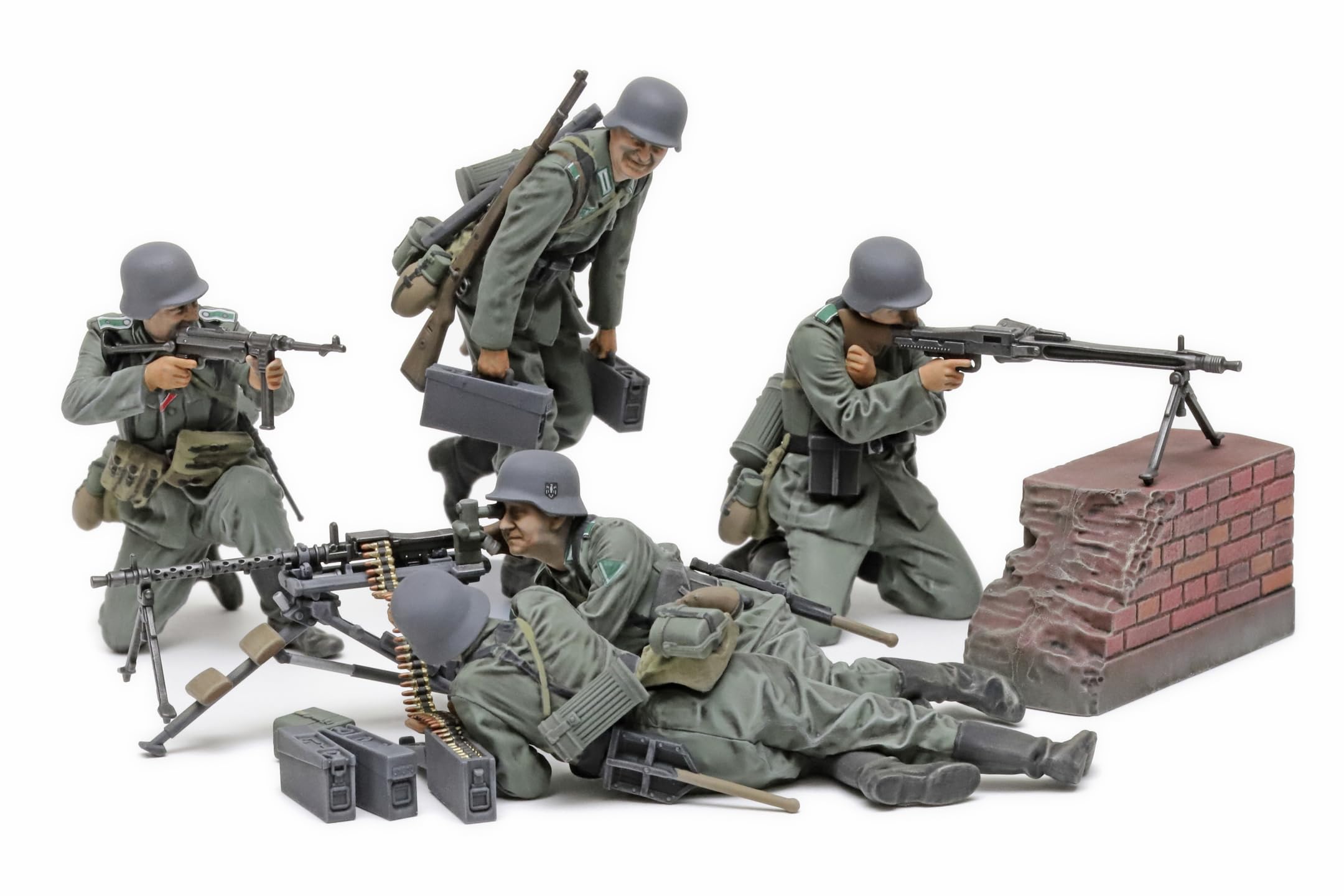 Tamiya 1/35 Military Miniature German Machine Gun Team Mid-War Model 35386- Japan Figure Store - #1 Bring To You The Best Japanese Goods
