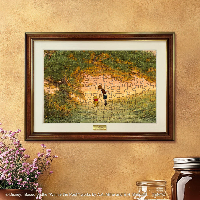 Tenyo Disney Winnie The Pooh 200-Piece Jigsaw Puzzle 22.5x32cm Made in Japan
