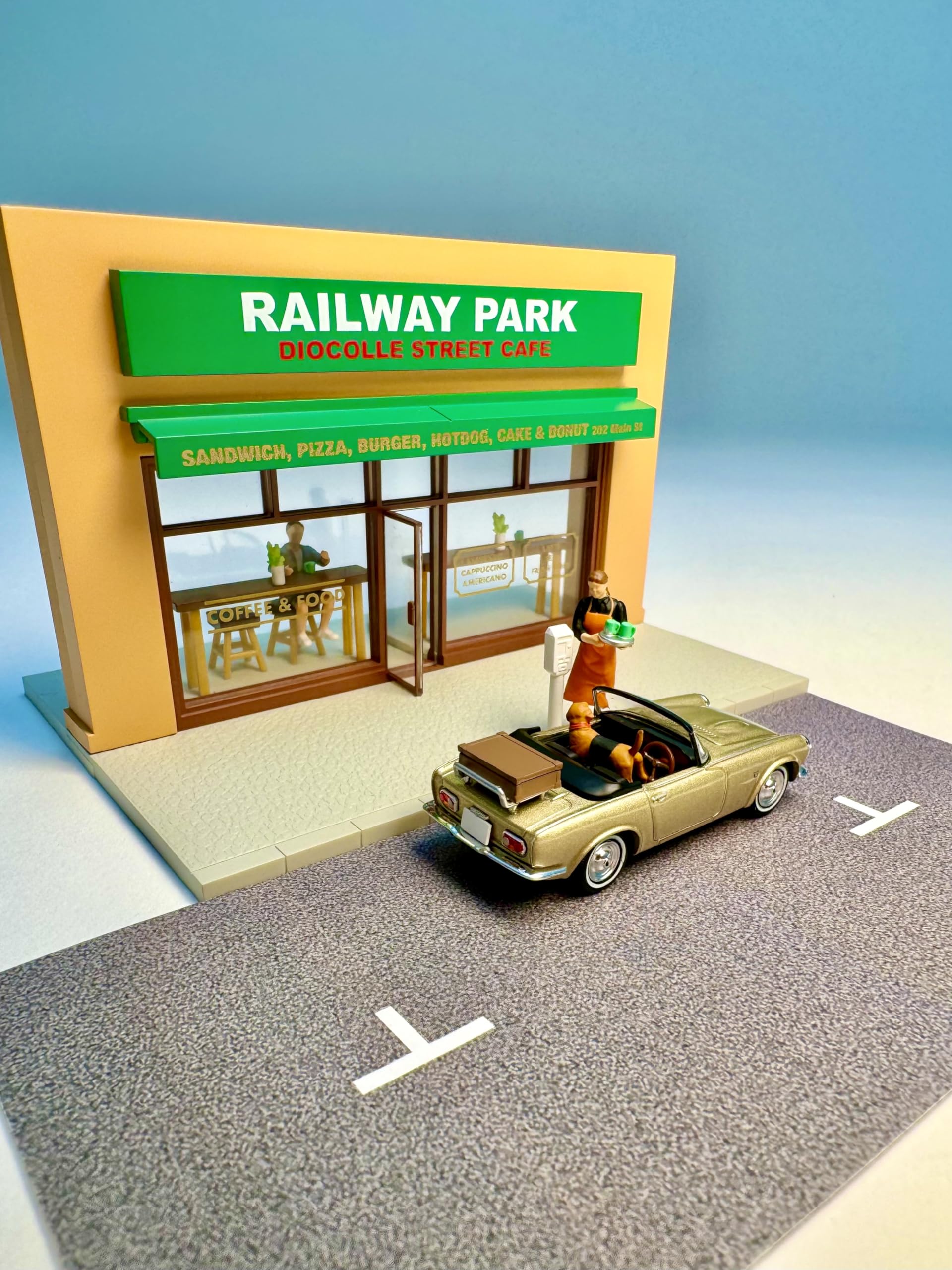 Tomytec Diocolle Cafe Terrace Set with Mini Car and Dolls 335269