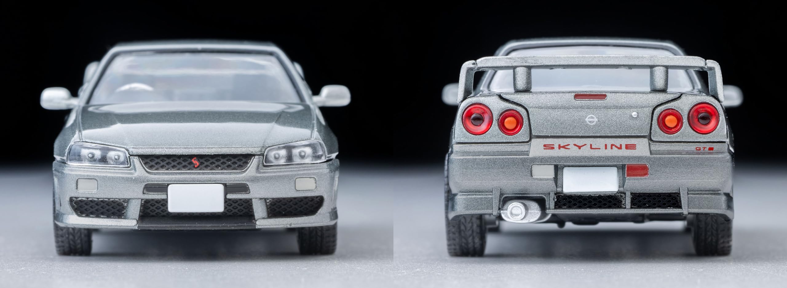 Tomytec 1/64 Nissan Skyline 2-Door 25GT Turbo Coupe Silver 2000 Model