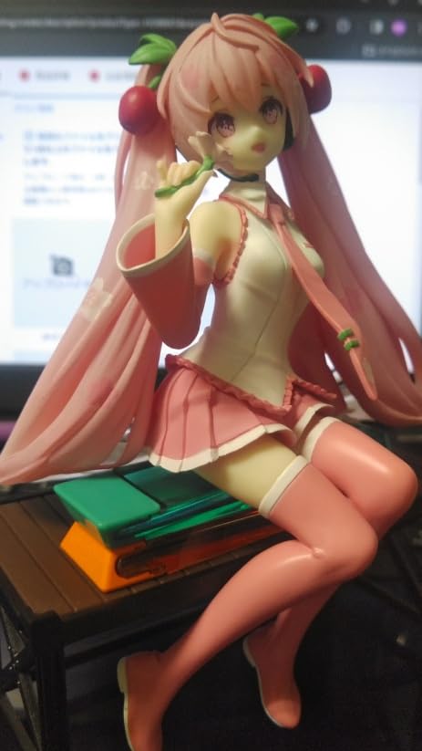 Furyu Vocaloid Hatsune Miku Noodle Stopper Figure Sakura Miku 2024 Version- Japan Figure Store - #1 Bring To You The Best Japanese Goods