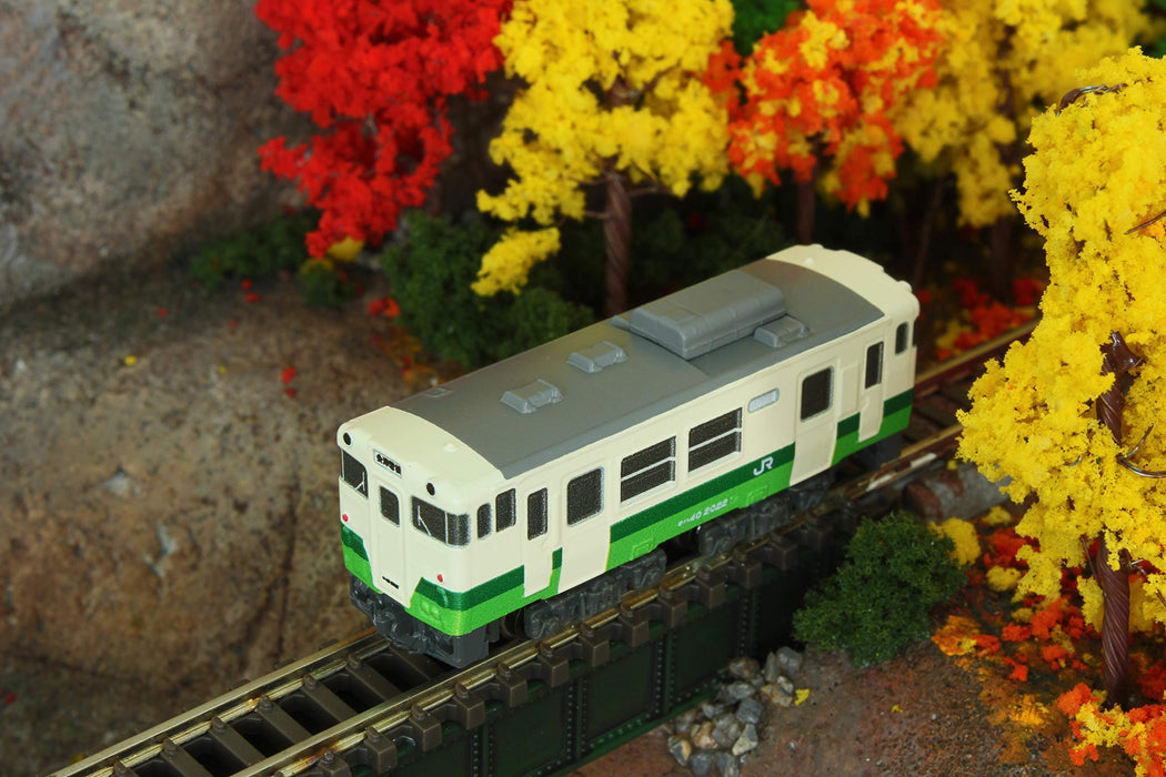 Rokuhan Z Gauge Shorty Kiha 40 Tohoku Regional Diesel Railway Model Car- Japan Figure Store - #1 Bring To You The Best Japanese Goods