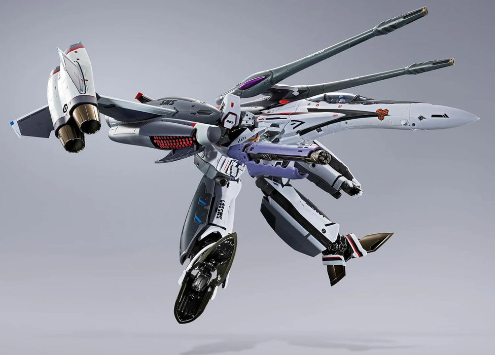 Tamashii Nations Macross Tornado Messiah Valkyrie DX Chogokin Figure