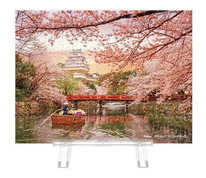 Yanoman 150 Piece Jigsaw Puzzle Of Japan'S Himeji Castle & Cherry Blossoms [Petit Paris Clear]- Japan Figure Store - #1 Bring To You The Best Japanese Goods