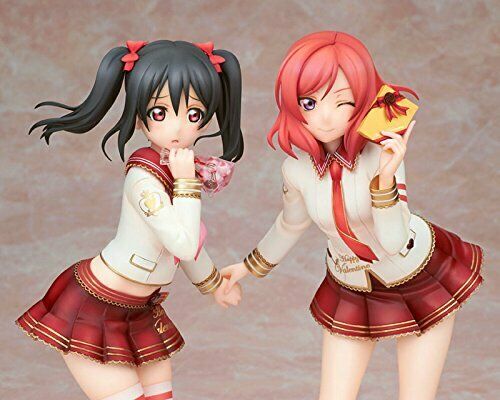 Alter Nico Yazawa & Maki Nishikino Valentine Edition Figure