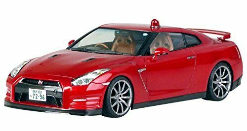 Aoshima 1/24 Abunai Deka R35 Gt-r Plastic Model Kit