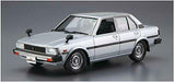 Aoshima 1/24 Scale Toyota E71 / 70 Corolla Sedan Gt / Dx 1979 Plastic Model Kit