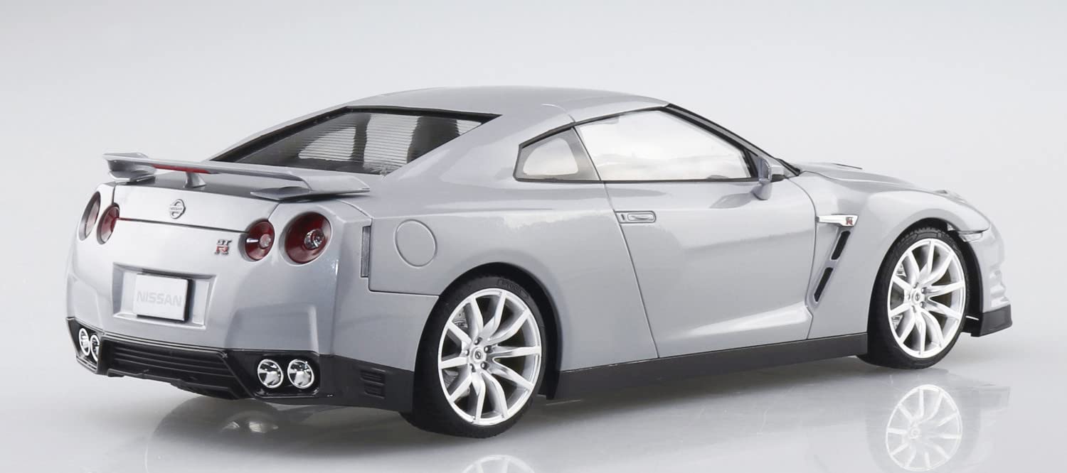 AOSHIMA Pre-Painted 1/24 Nissan R35 Gt-R '14 Ultimate Metal Silver Plastic Model- Japan Figure Store - #1 Bring To You The Best Japanese Goods