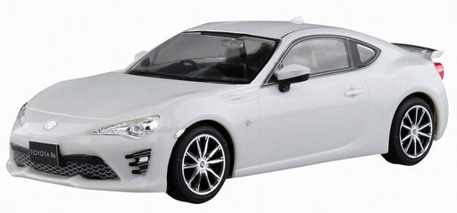 AOSHIMA 54185 Toyota 86 Crystal White Pearl 1/32 Pre-Painted Snap-Fit Kit- Japan Figure Store - #1 Bring To You The Best Japanese Goods