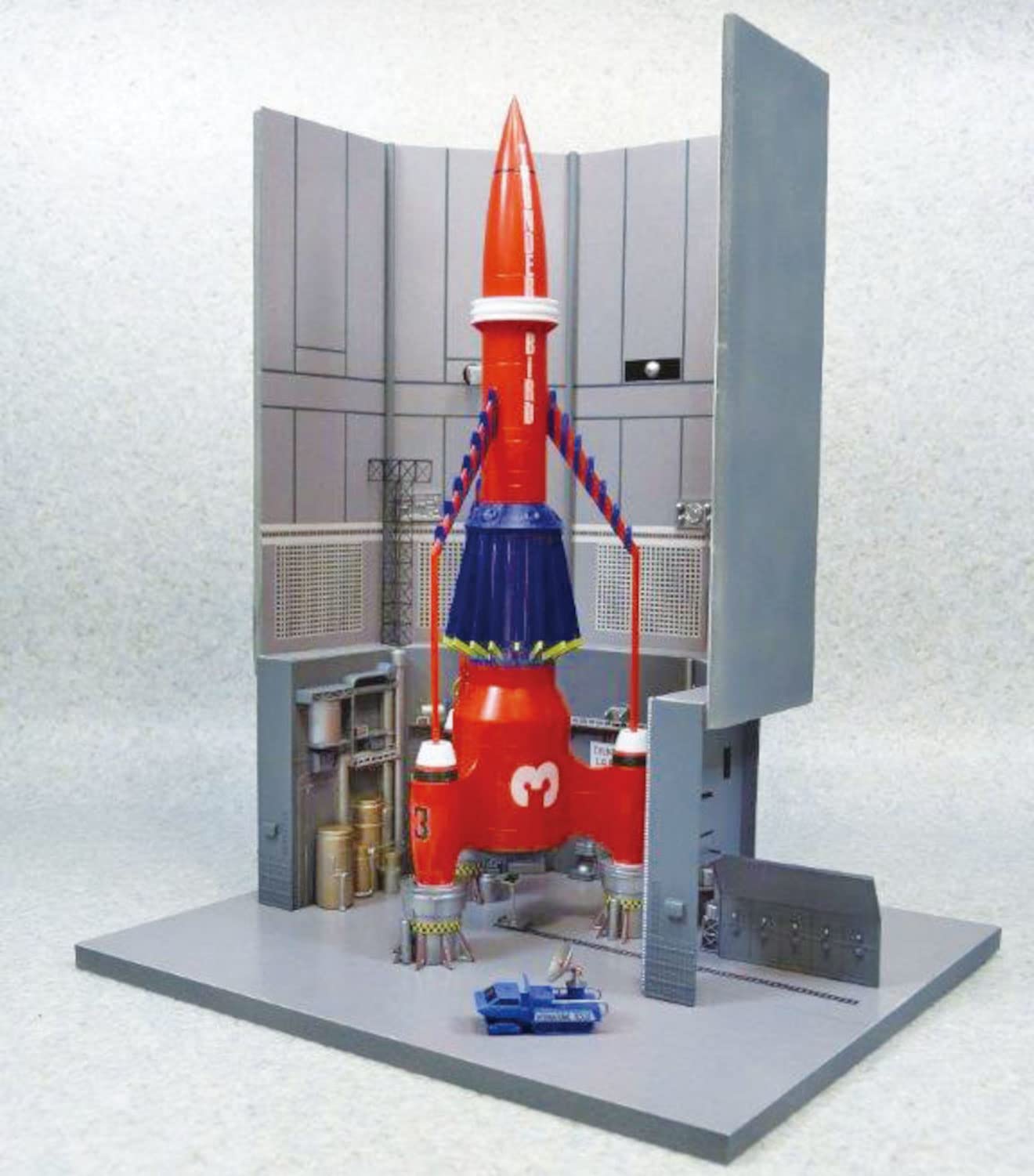 AOSHIMA Thunderbirds 1/350 Thunderbird 3 & Launch Bayplastic Model- Japan Figure Store - #1 Bring To You The Best Japanese Goods
